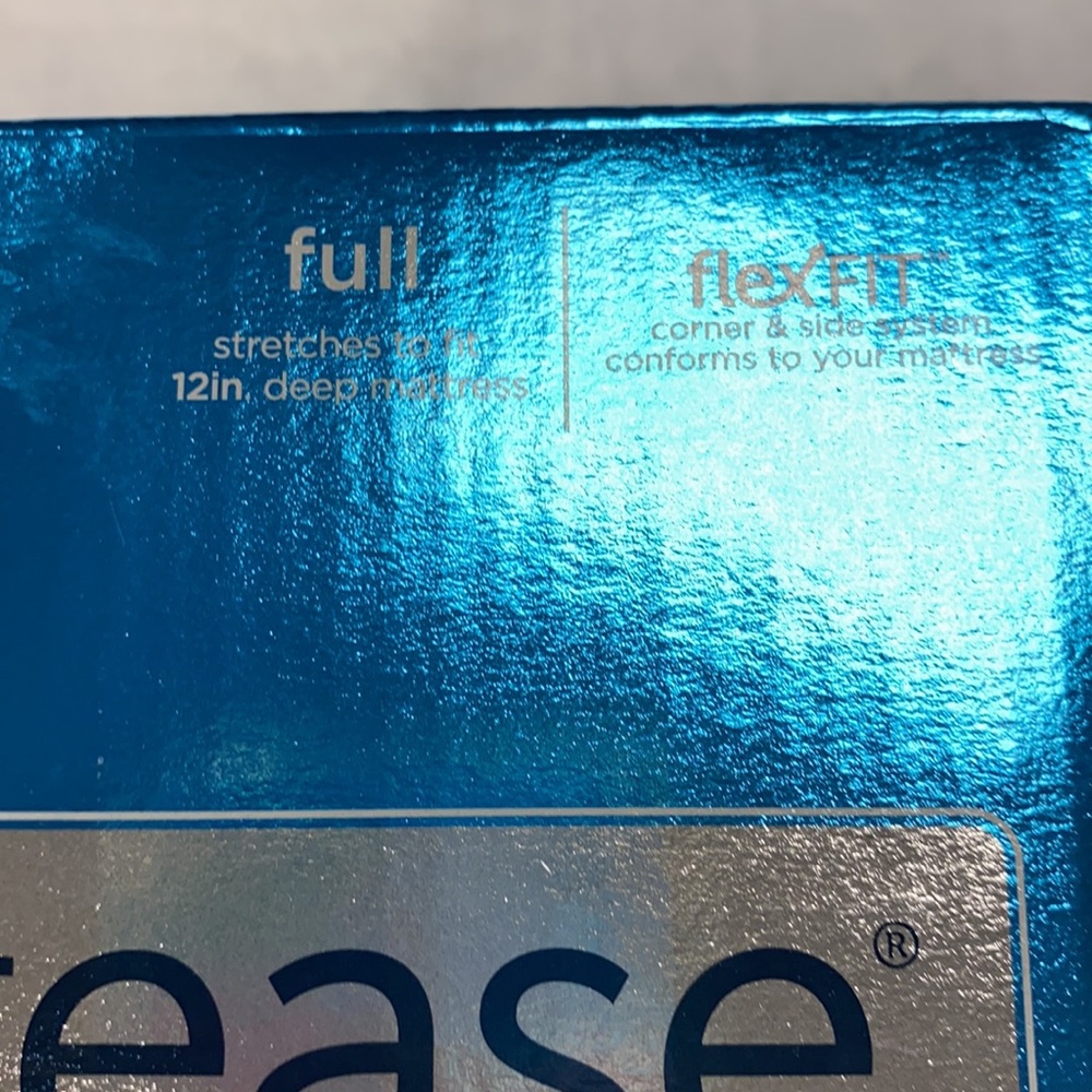 Allerease Waterproof Mattress Protector -Full - Picture 4 of 6